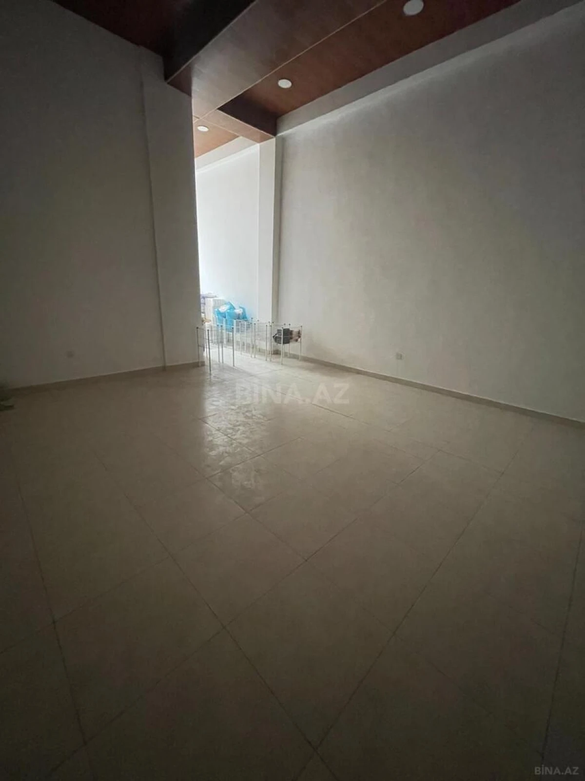 Kirayə verilir obyekt 52 m²