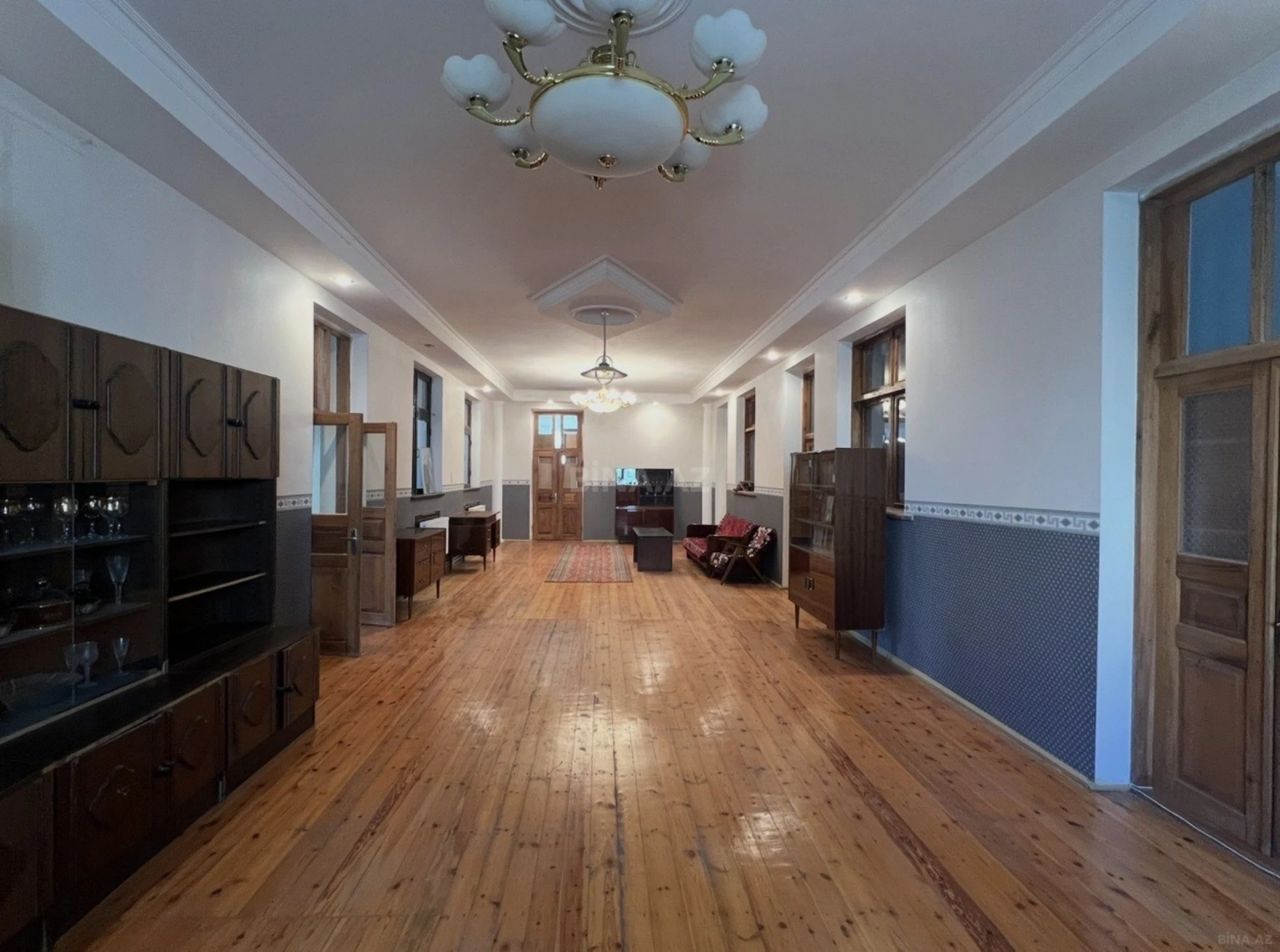 Kirayə verilir 4 otaqlı həyət evi 450 m²