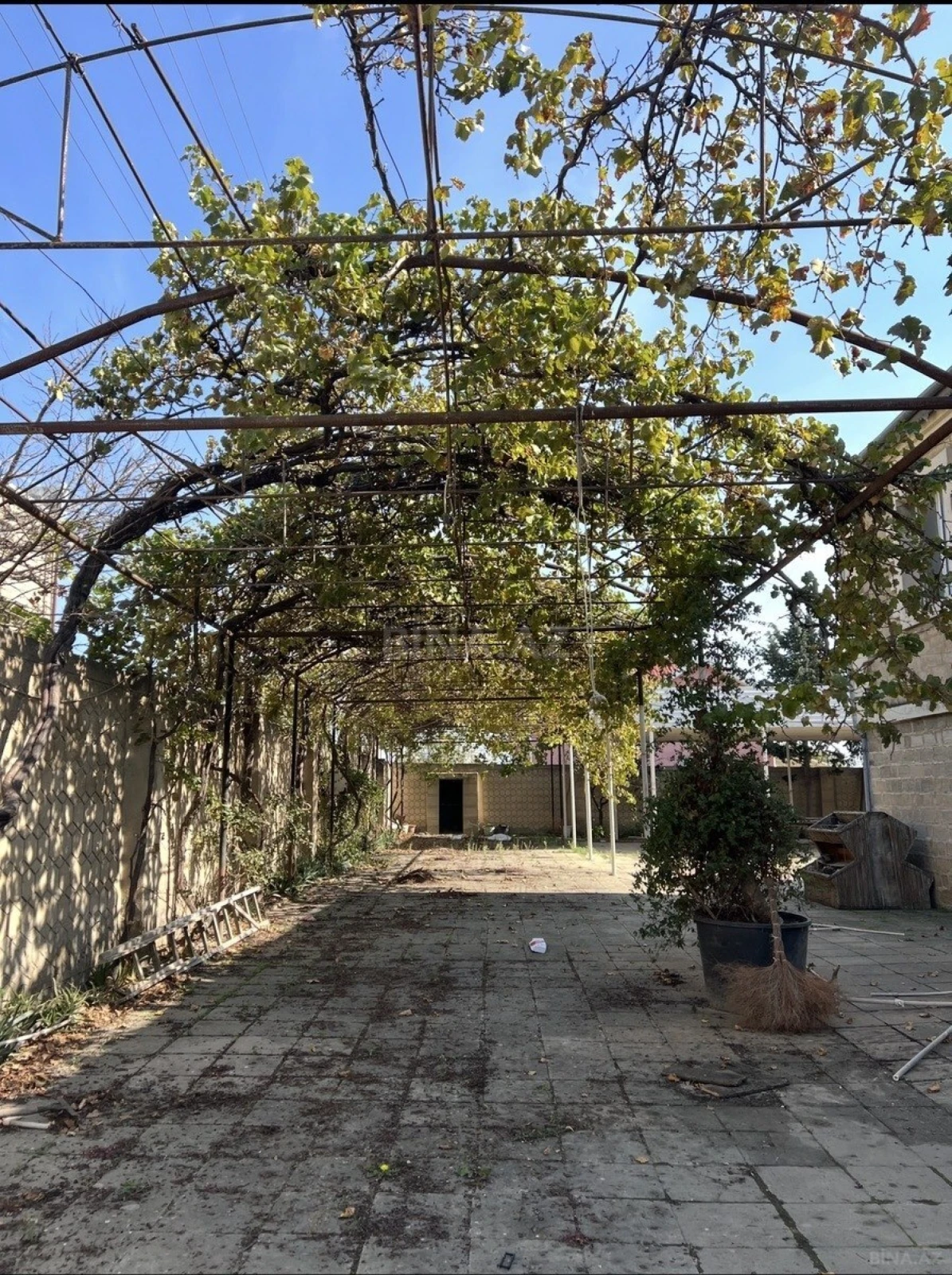 Kirayə verilir 4 otaqlı həyət evi 450 m²