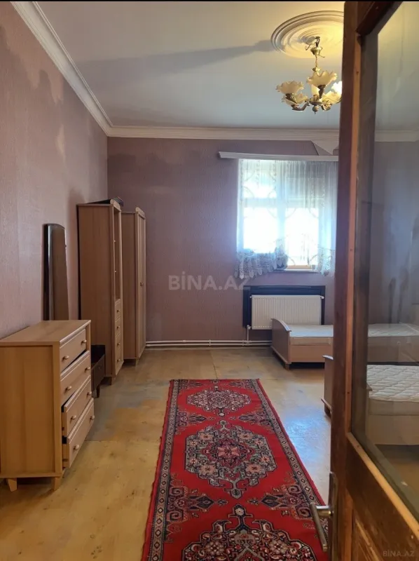Kirayə verilir 4 otaqlı həyət evi 450 m²