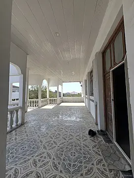 Kirayə verilir 4 otaqlı həyət evi 450 m²