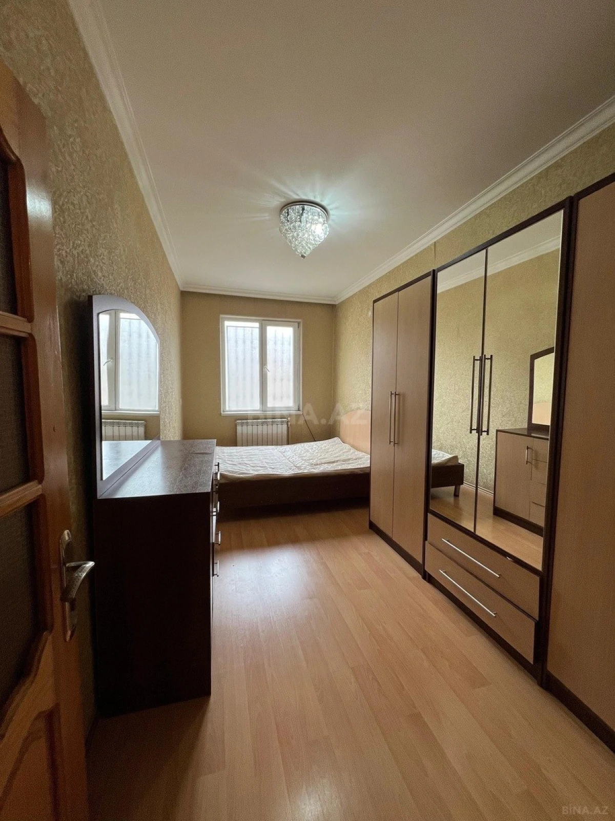 Satılır 3 otaqlı mənzil 55 m²
