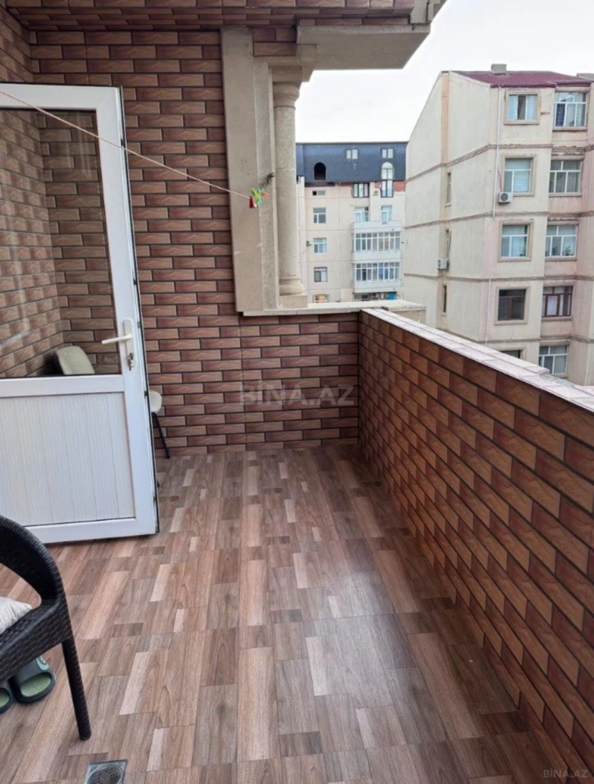 Kirayə verilir 3 otaqlı mənzil 138 m²