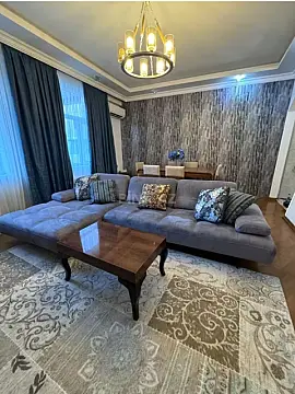 Kirayə verilir 3 otaqlı mənzil 138 m²