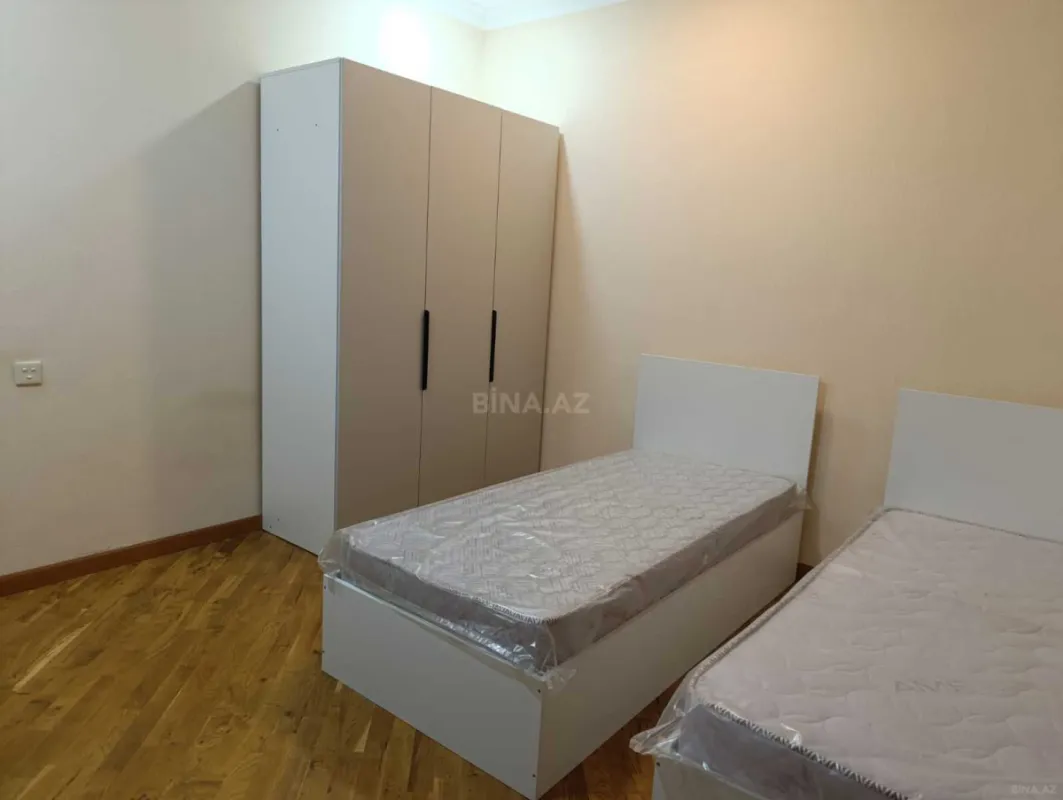 Kirayə verilir 3 otaqlı mənzil 140 m²