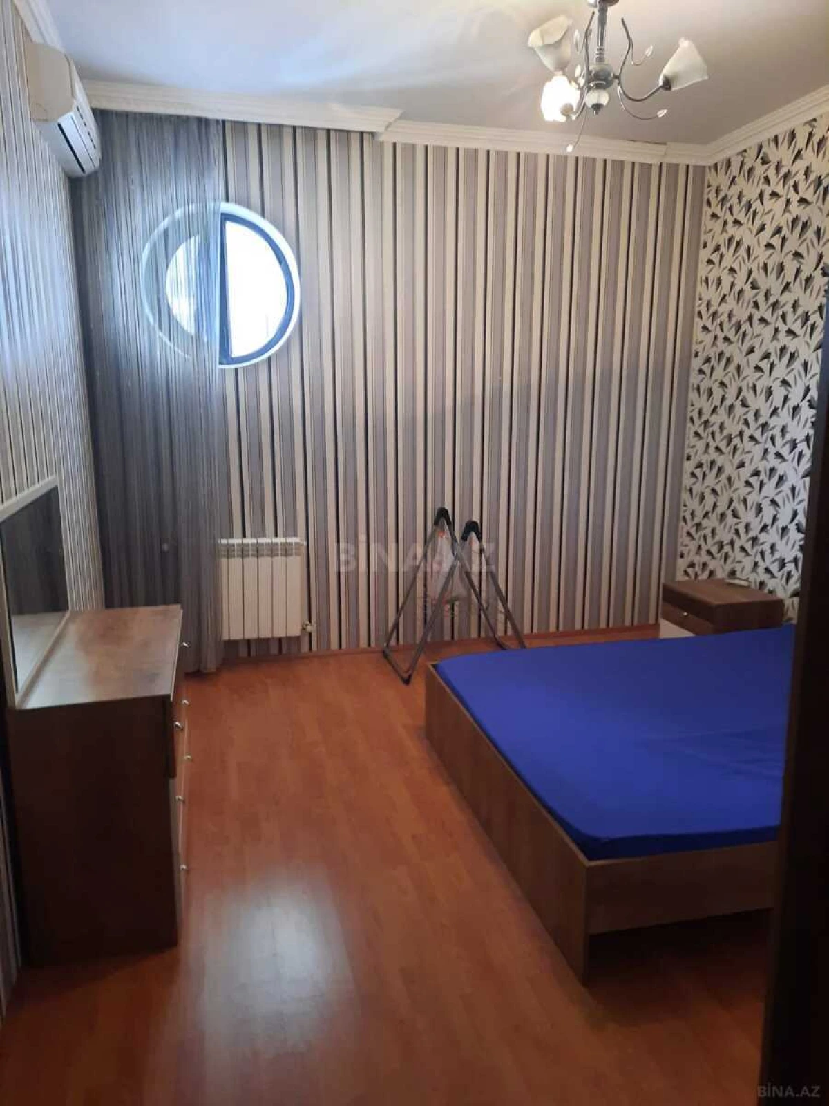 Kirayə verilir 4 otaqlı mənzil 192 m²
