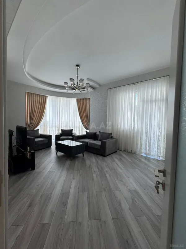 Kirayə verilir 3 otaqlı mənzil 120 m²