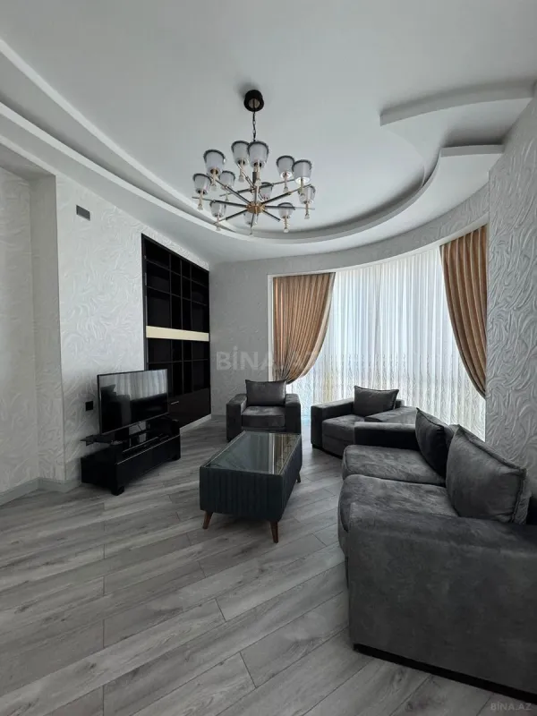 Kirayə verilir 3 otaqlı mənzil 120 m²