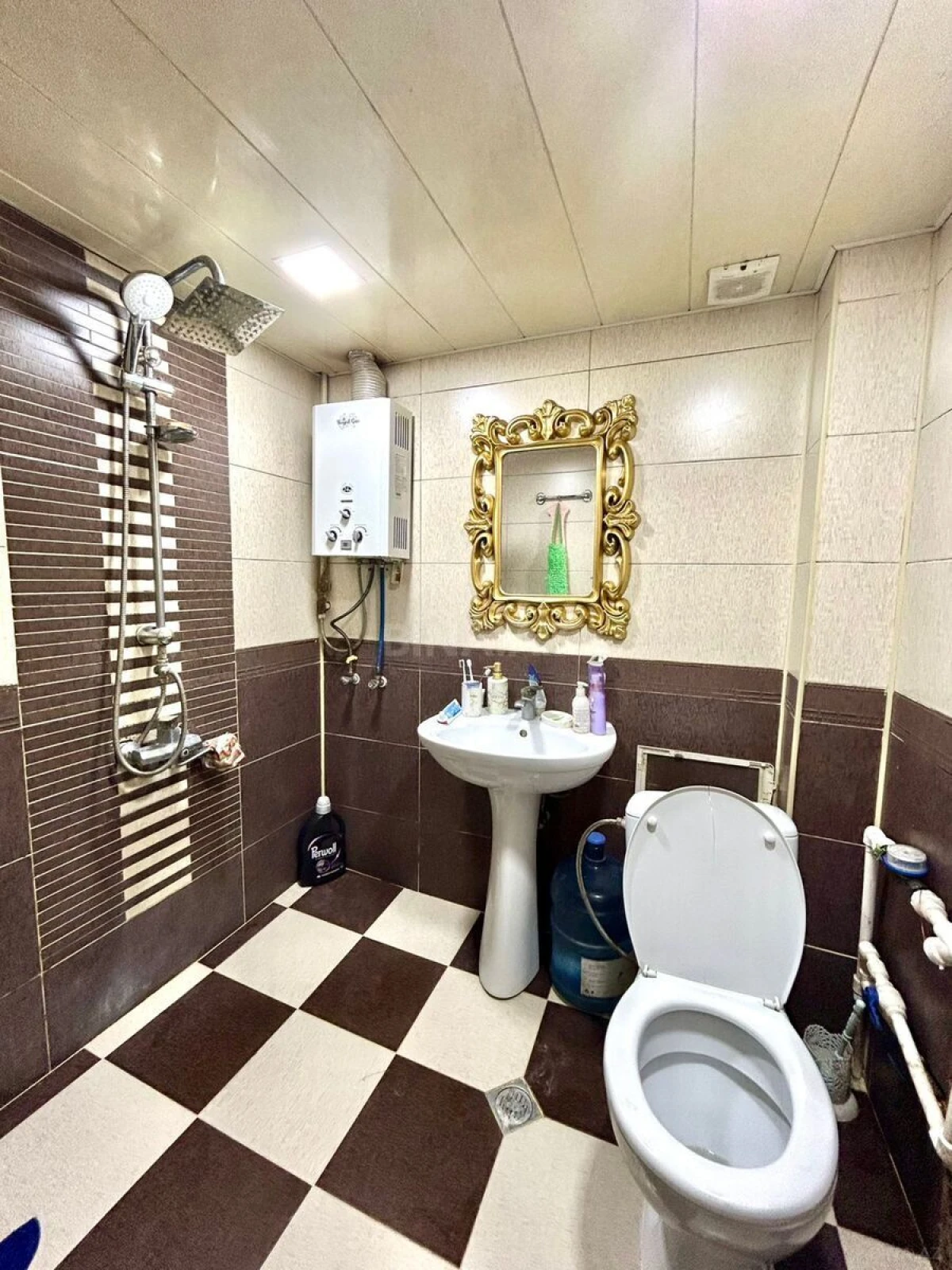 Satılır 2 otaqlı mənzil 60 m²