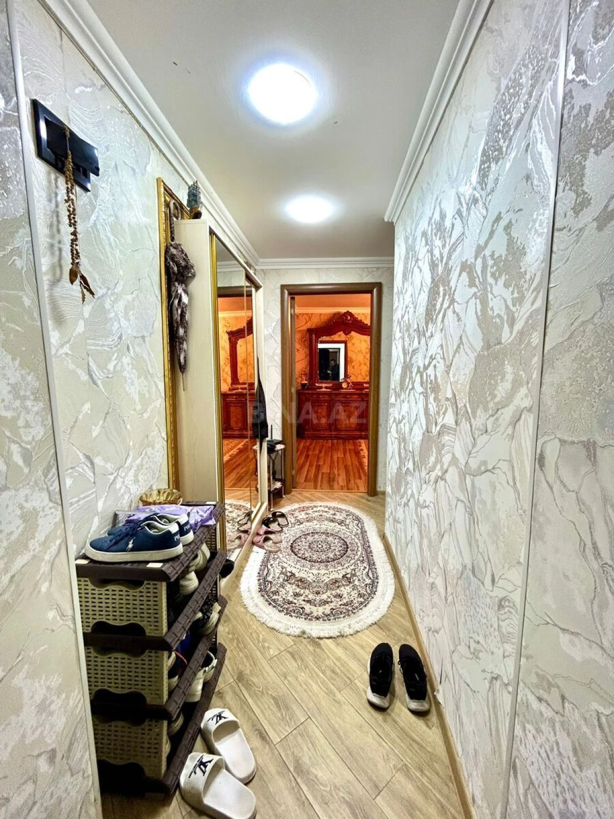 Satılır 2 otaqlı mənzil 60 m²