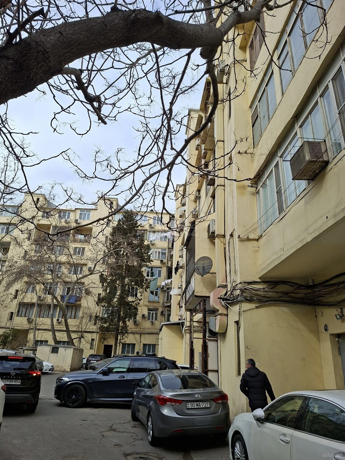 Satılır 3 otaqlı mənzil 85 m²