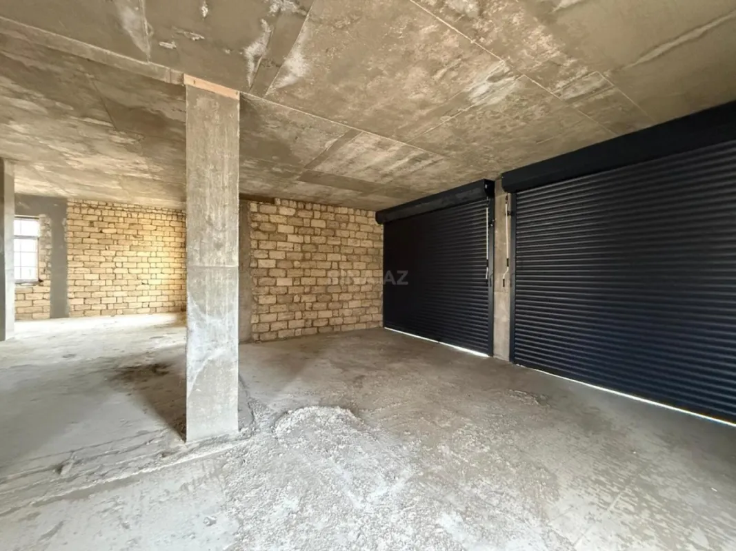 Satılır 9 otaqlı həyət evi 460 m²