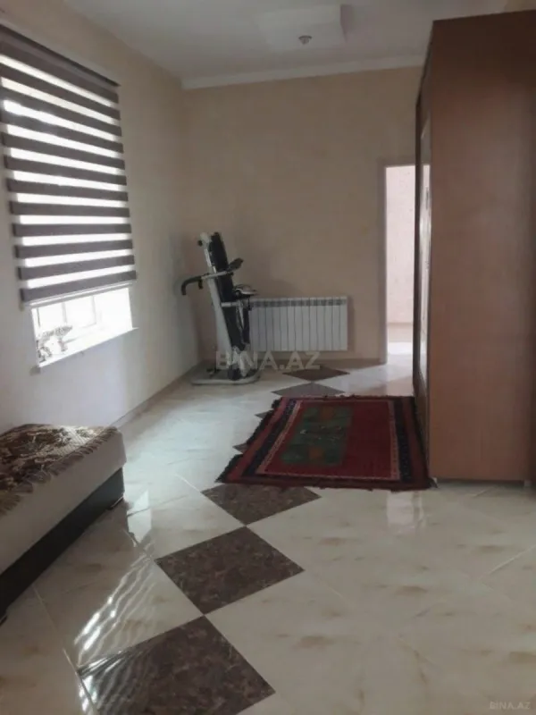 Kirayə verilir 6 otaqlı həyət evi 300 m²
