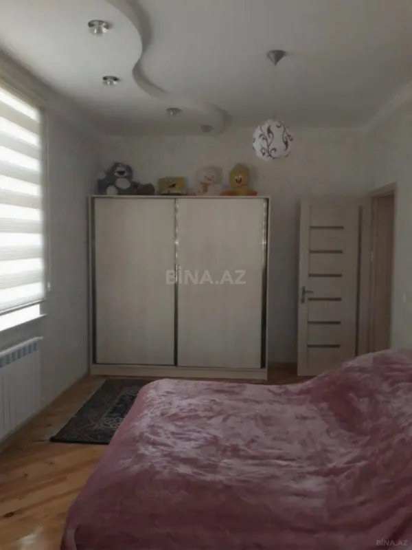 Kirayə verilir 6 otaqlı həyət evi 300 m²