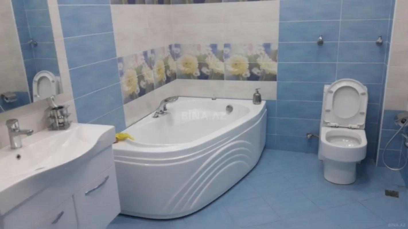 Kirayə verilir 6 otaqlı həyət evi 300 m²