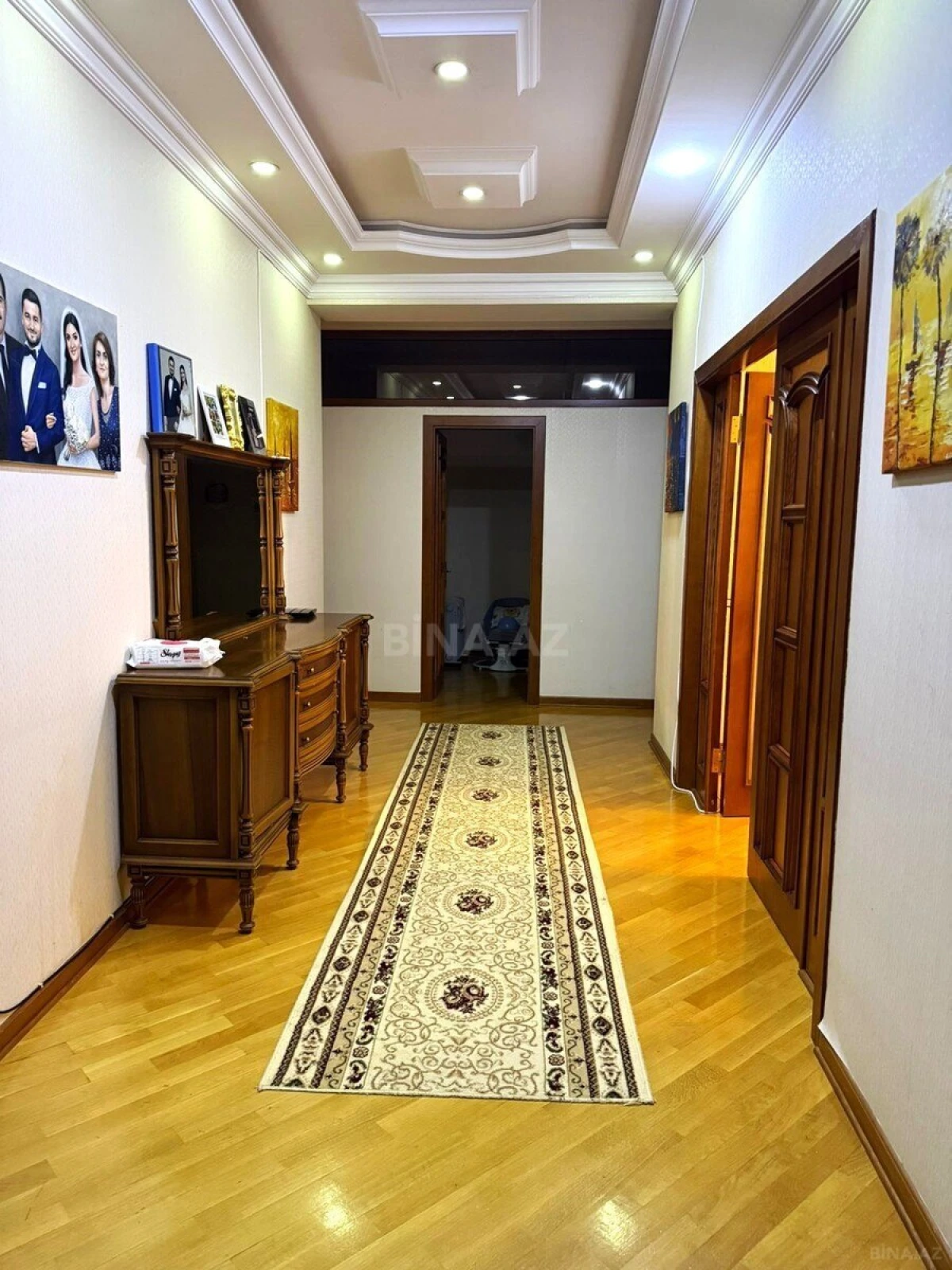 Satılır 4 otaqlı mənzil 150 m²