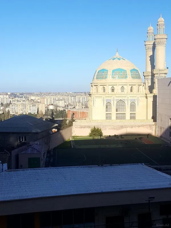 Kirayə verilir 2 otaqlı mənzil 92 m²