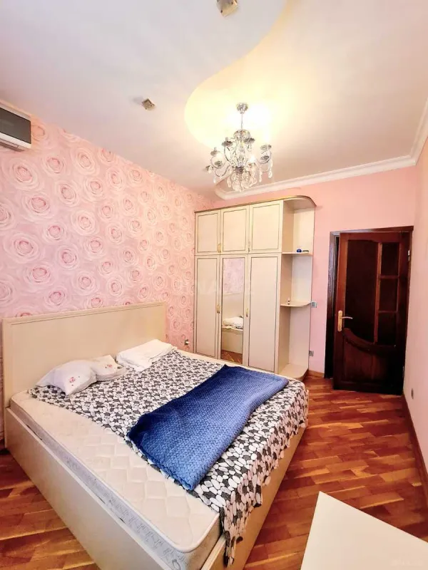 Satılır 3 otaqlı mənzil 90 m²