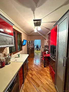 Satılır 5 otaqlı mənzil 120 m²