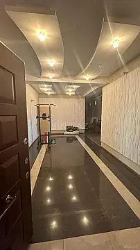 Kirayə verilir 4 otaqlı mənzil 215 m²