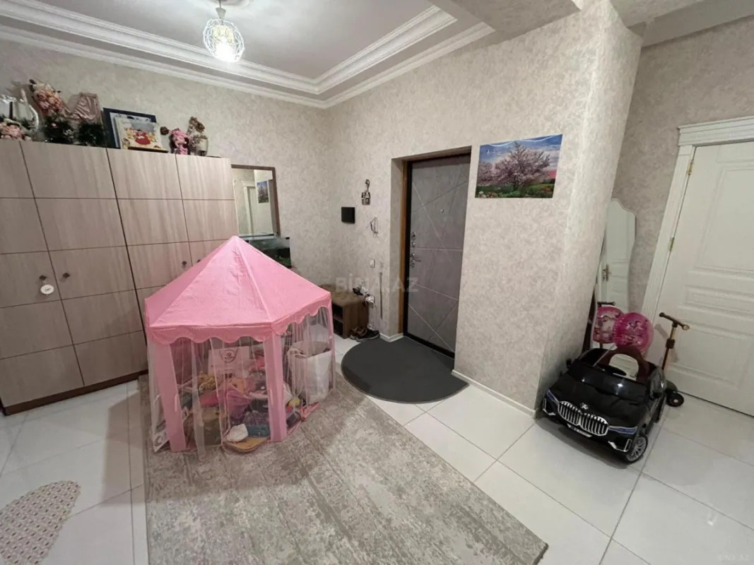 Satılır 2 otaqlı mənzil 80 m²