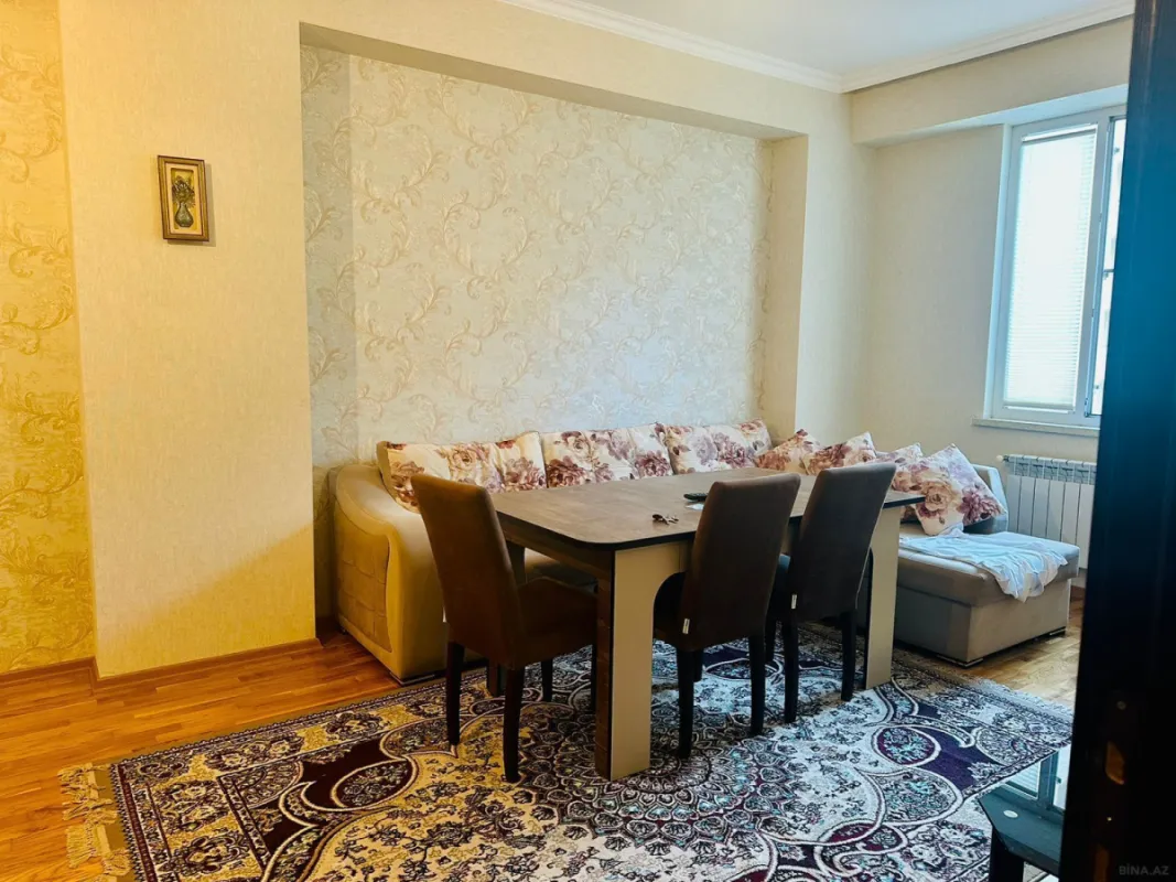 Kirayə verilir 2 otaqlı mənzil 50 m²