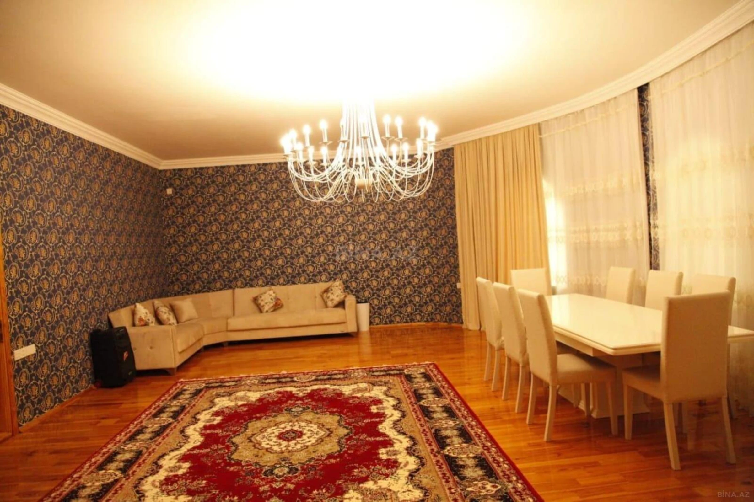 Satılır 4 otaqlı həyət evi 162 m²