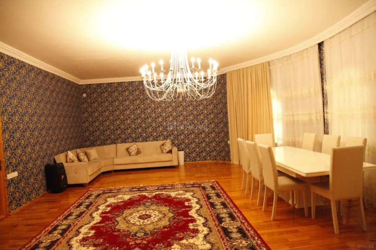Satılır 4 otaqlı həyət evi 162 m²