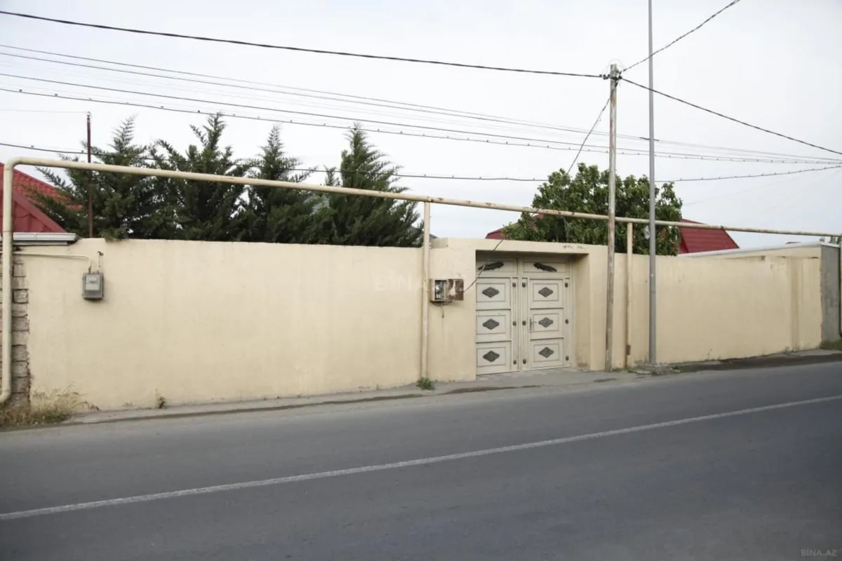Satılır 4 otaqlı həyət evi 162 m²