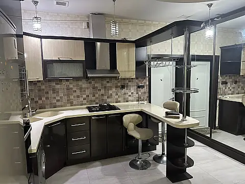Satılır 2 otaqlı mənzil 69 m²