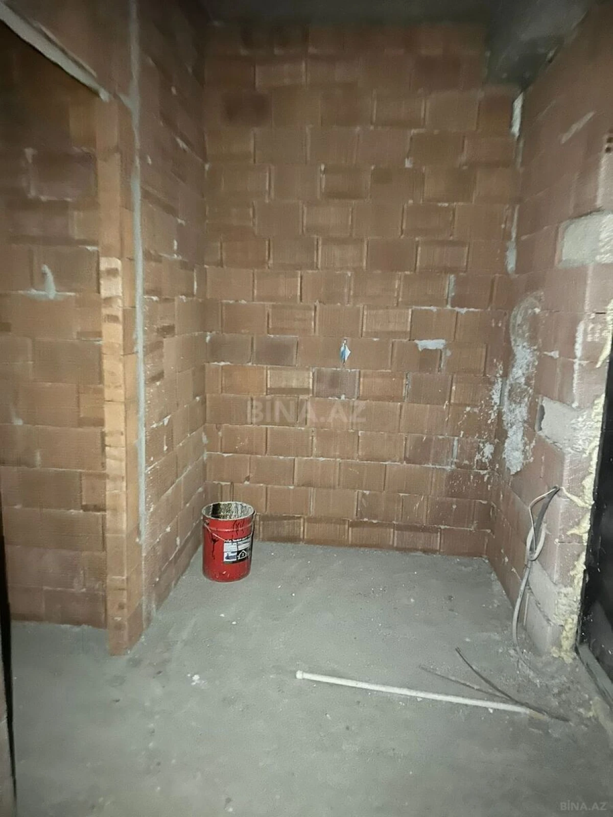 Satılır 3 otaqlı mənzil 101 m²