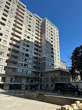 Satılır 3 otaqlı mənzil 101 m²
