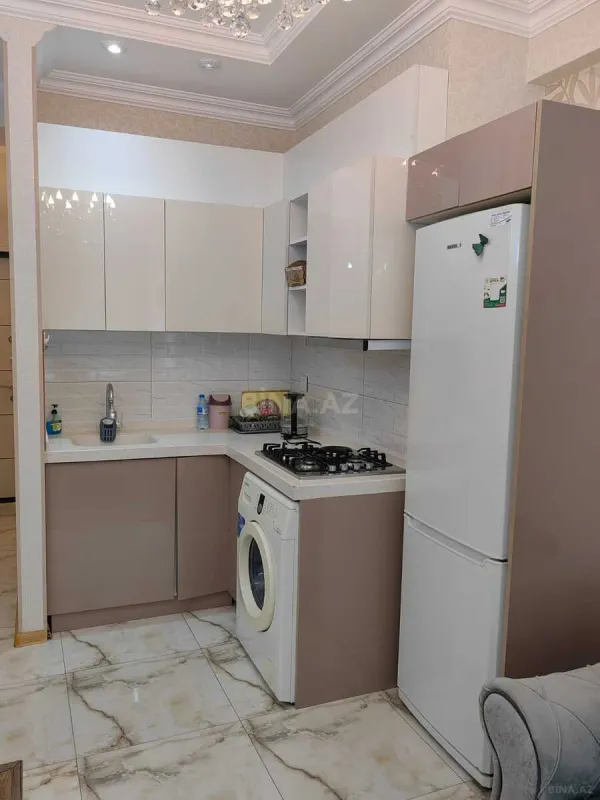 Kirayə verilir 2 otaqlı mənzil 60 m²