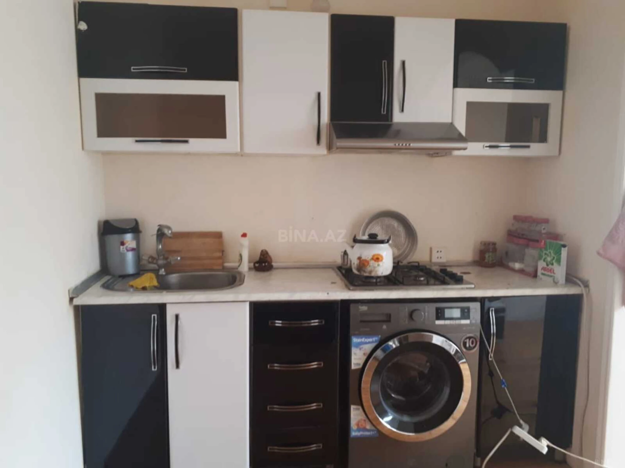 Kirayə verilir 2 otaqlı mənzil 65 m²