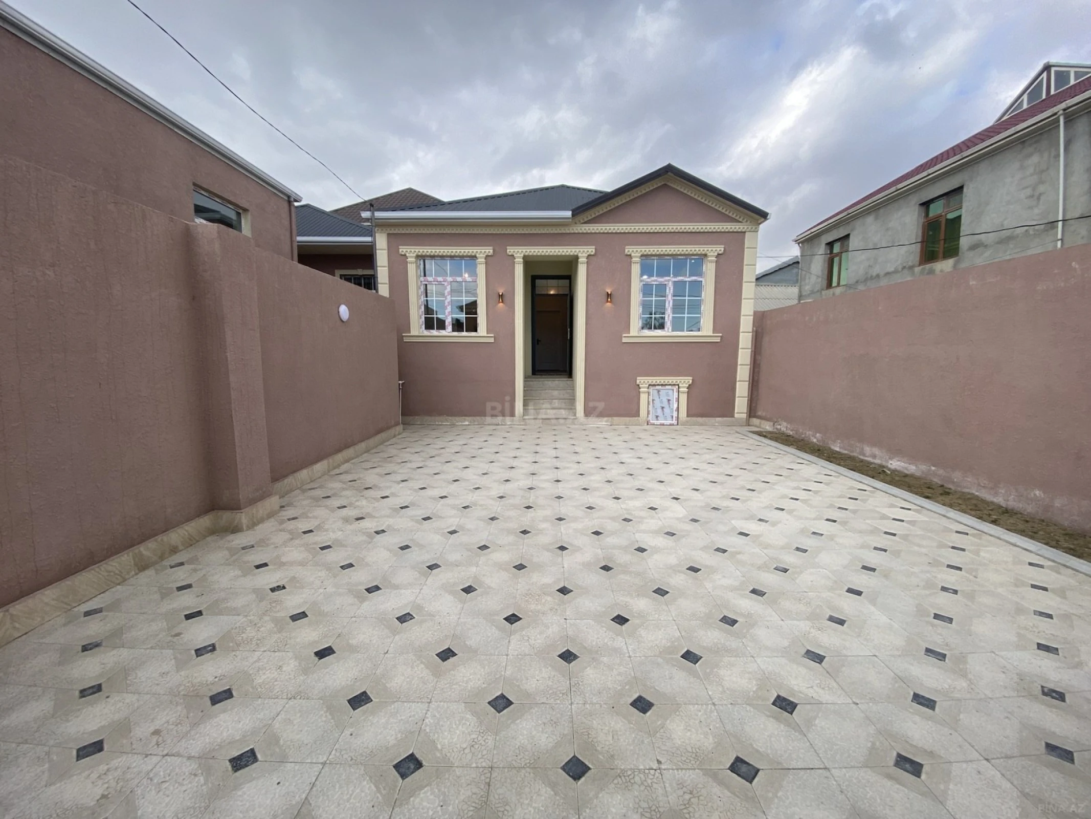 Satılır 3 otaqlı həyət evi 80 m²