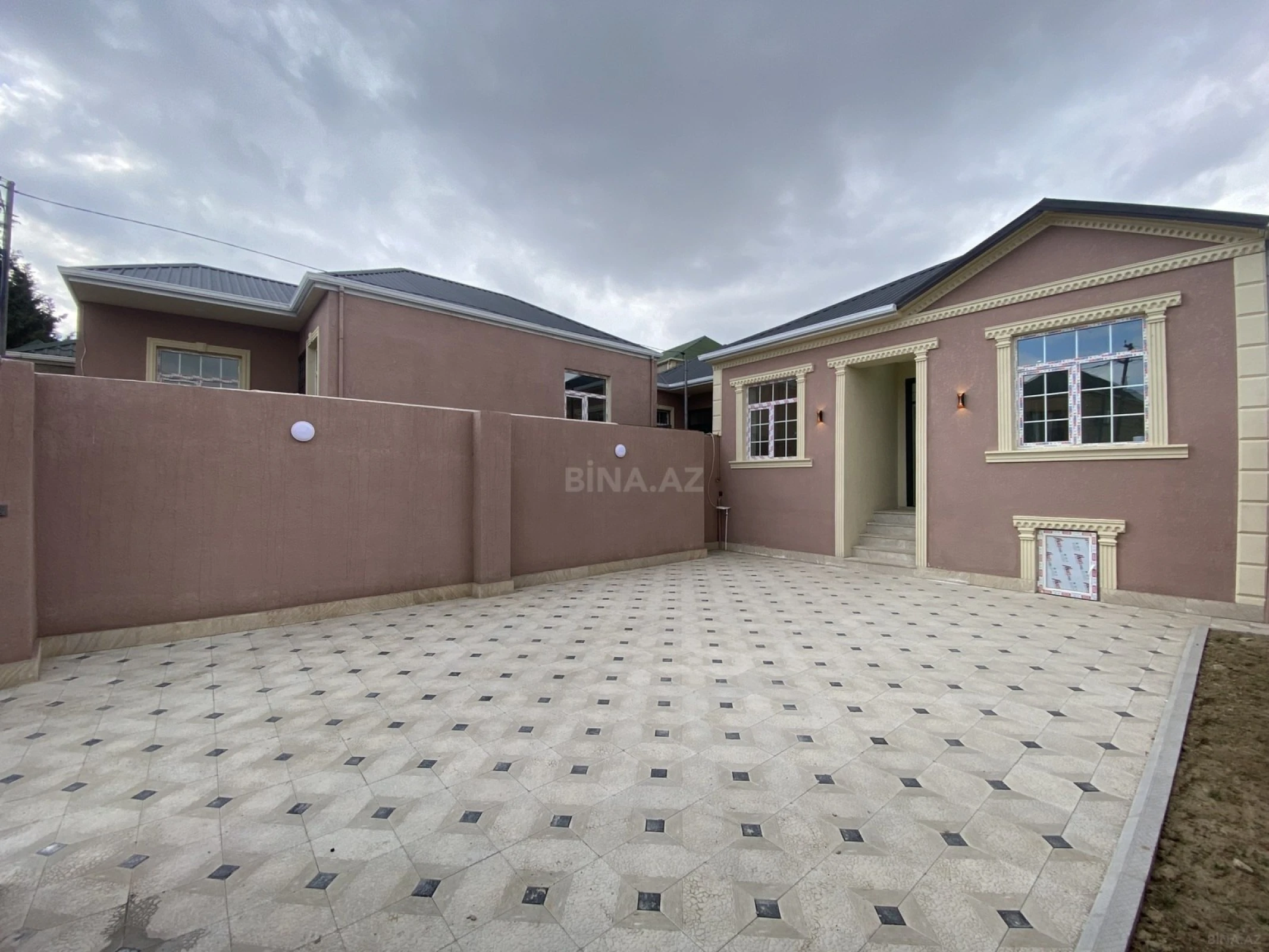 Satılır 3 otaqlı həyət evi 80 m²