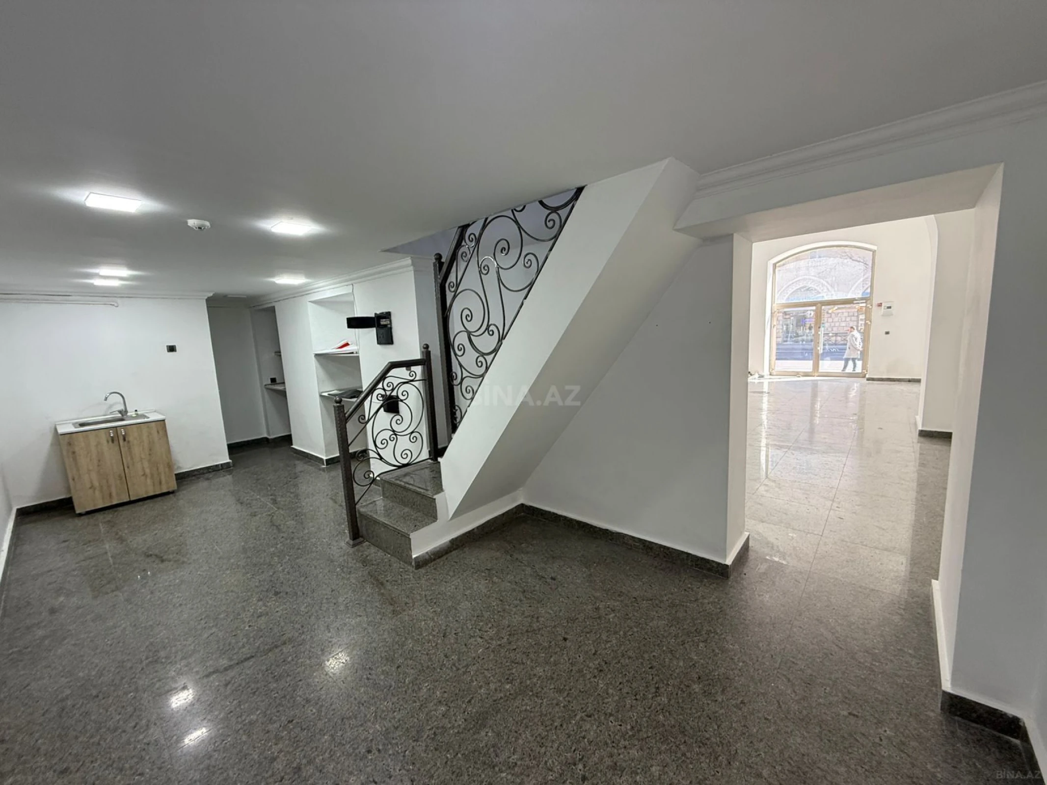Kirayə verilir obyekt 170 m²