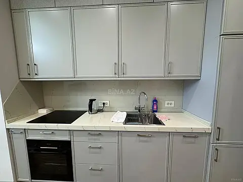 Kirayə verilir 2 otaqlı mənzil 86.2 m²