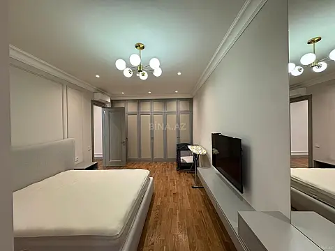 Kirayə verilir 2 otaqlı mənzil 86.2 m²