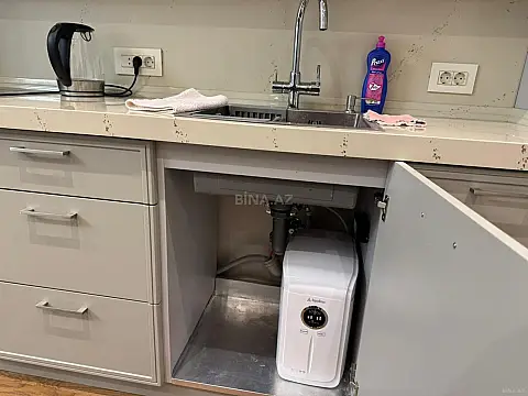 Kirayə verilir 2 otaqlı mənzil 86.2 m²