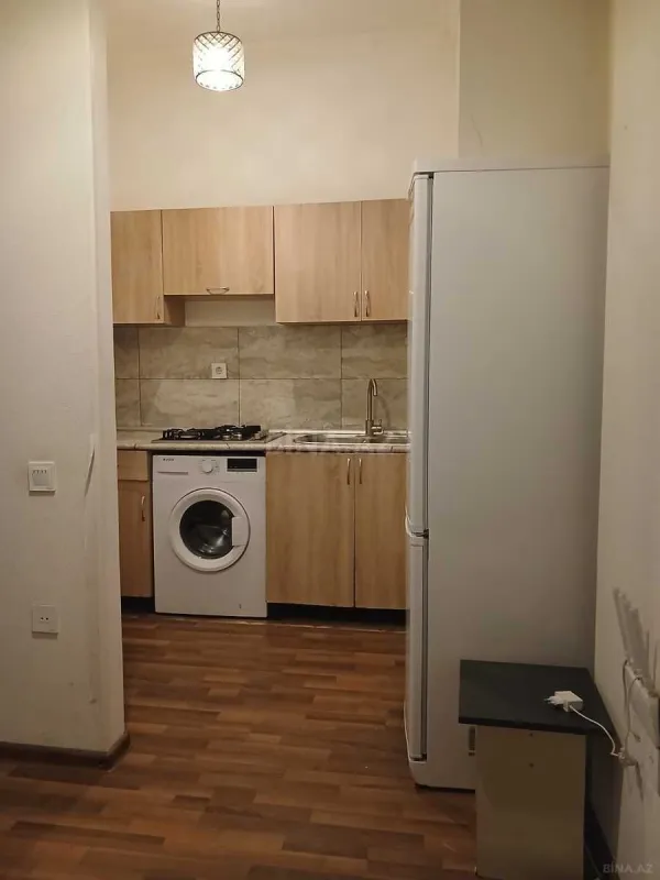 Kirayə verilir 2 otaqlı mənzil 70 m²