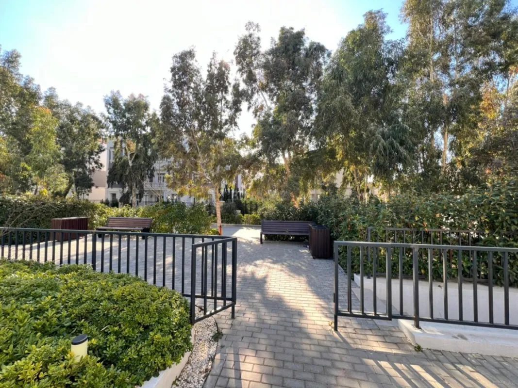 Satılır 1 otaqlı mənzil 50 m²