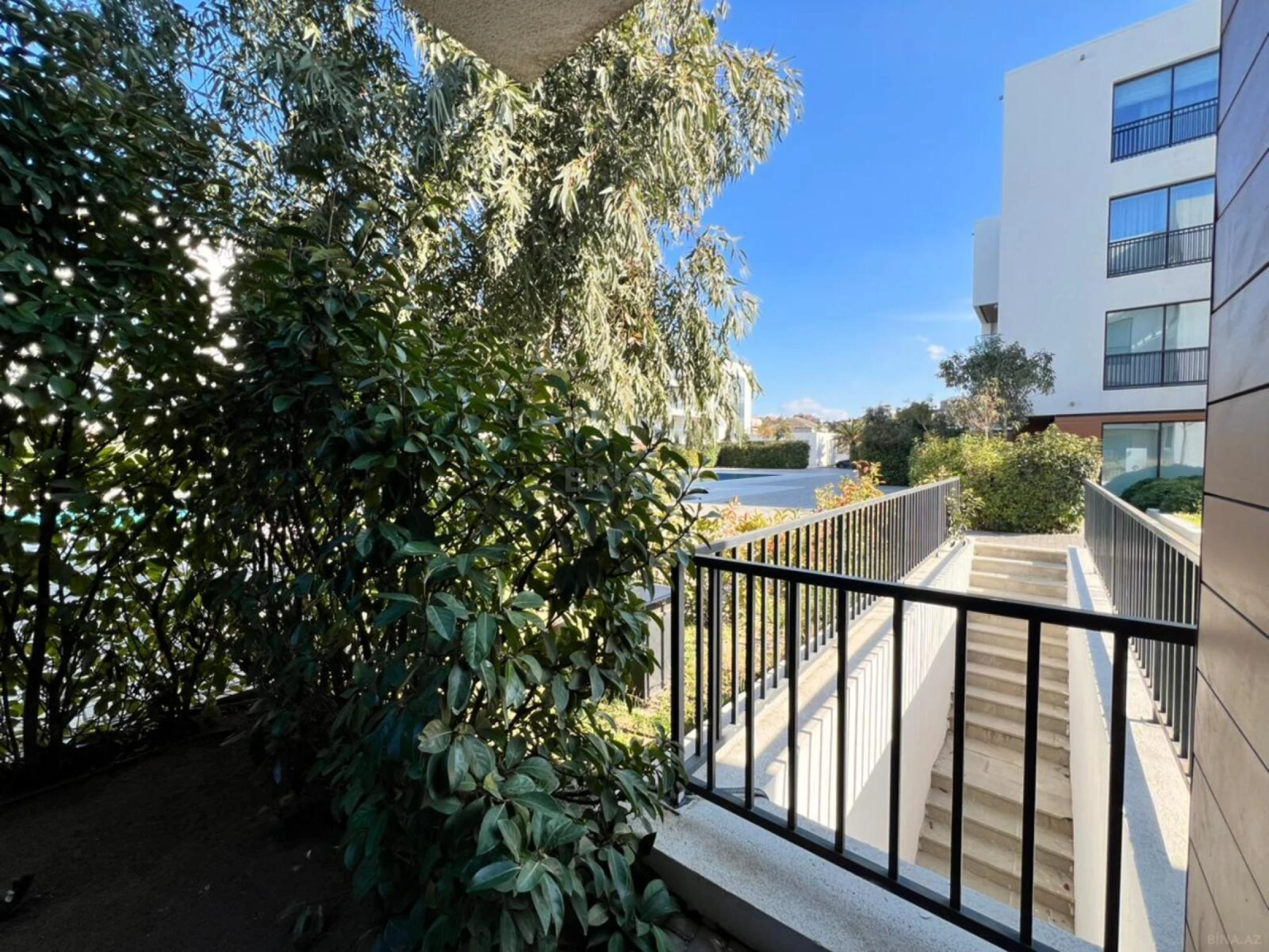 Satılır 1 otaqlı mənzil 50 m²