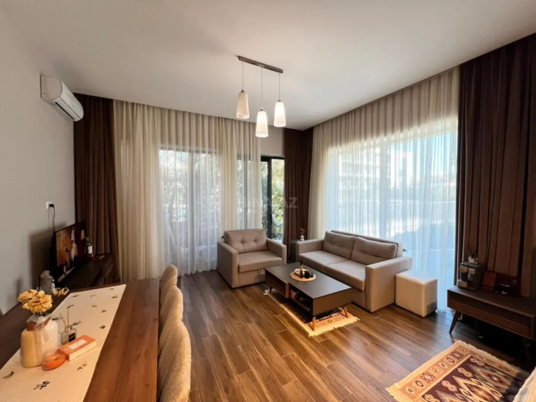 Satılır 1 otaqlı mənzil 50 m²