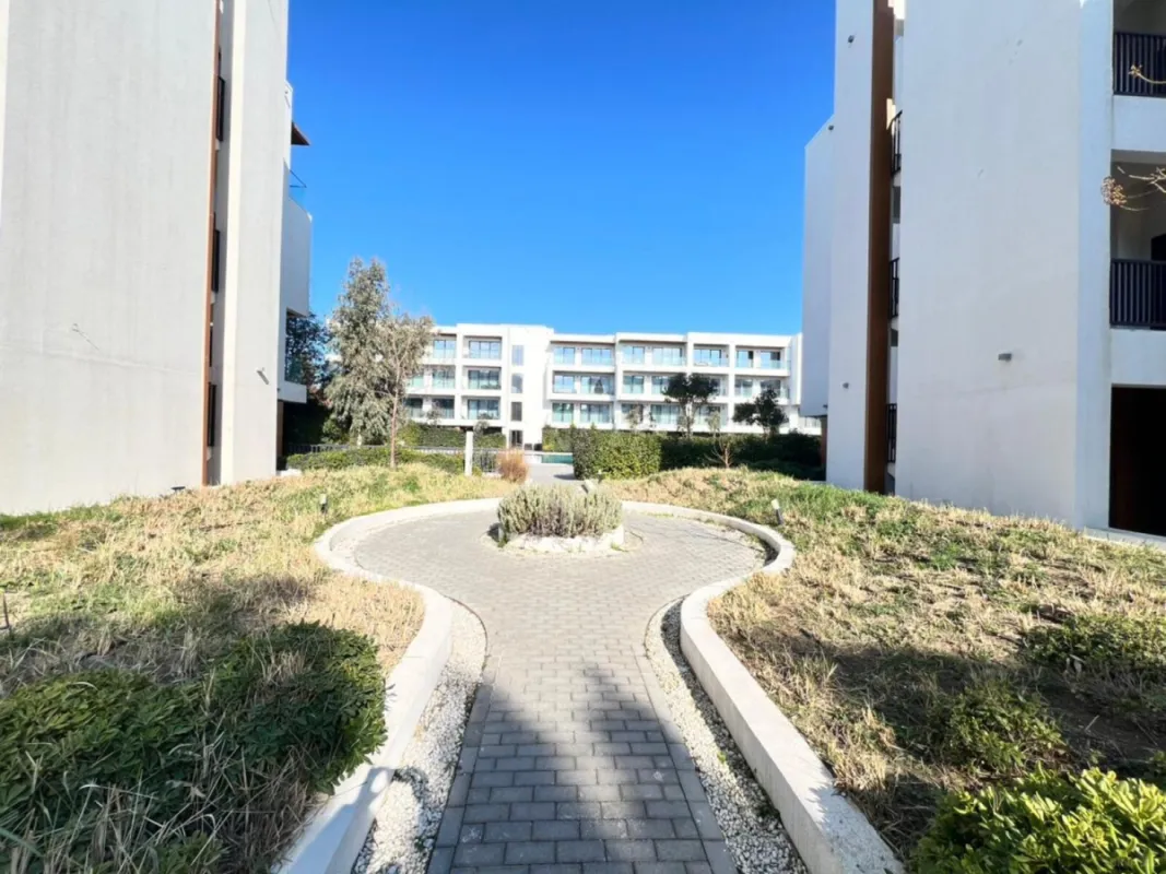 Satılır 1 otaqlı mənzil 50 m²