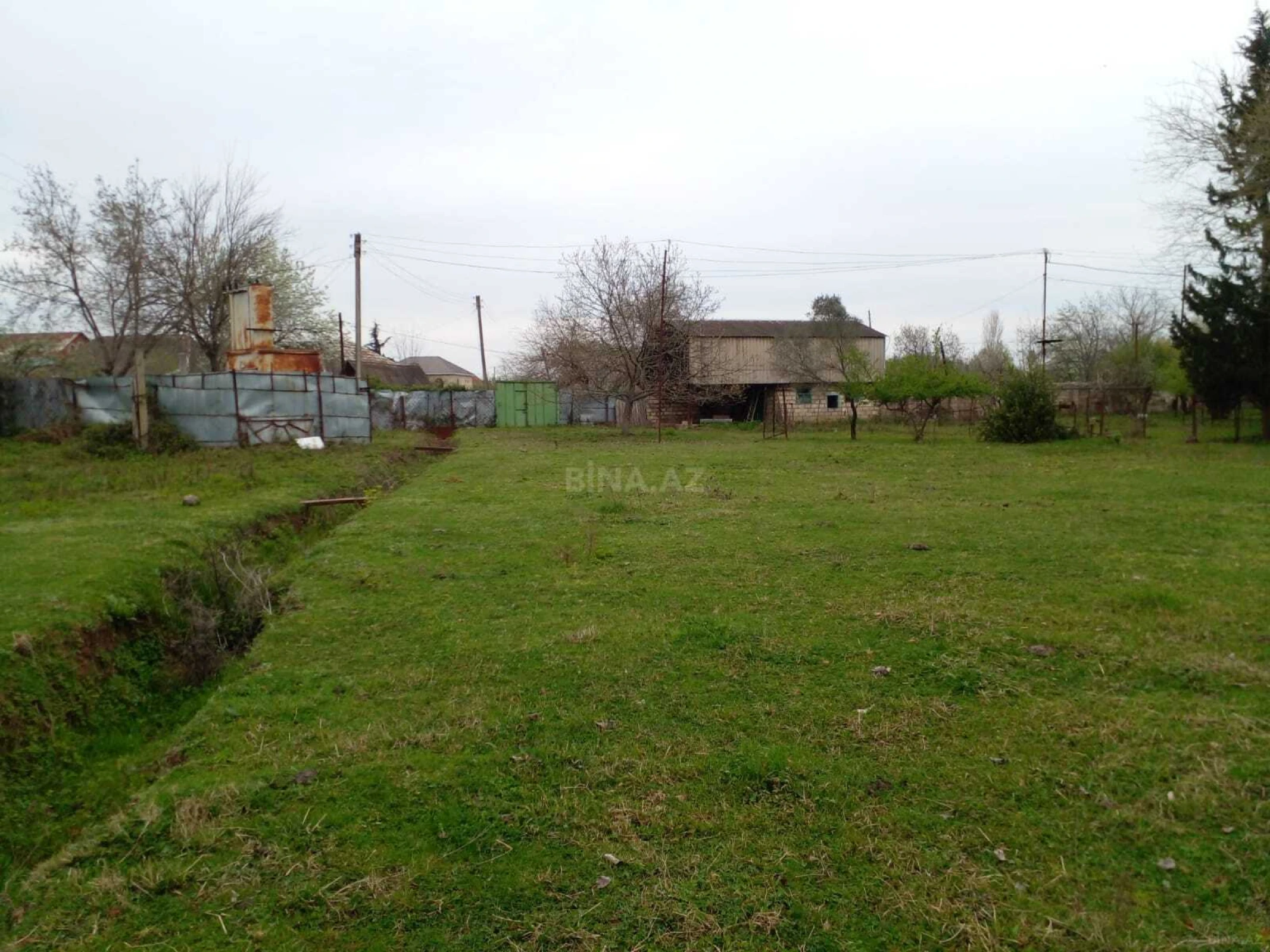 Satılır torpaq sahəsi 30 m²