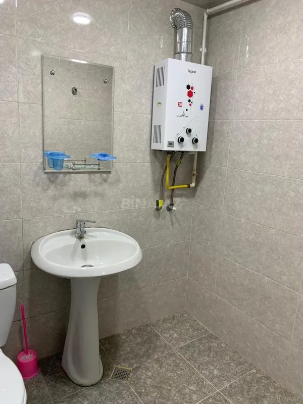 Kirayə verilir 2 otaqlı mənzil 50 m²