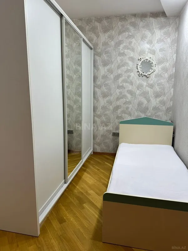 Satılır 2 otaqlı mənzil 61 m²