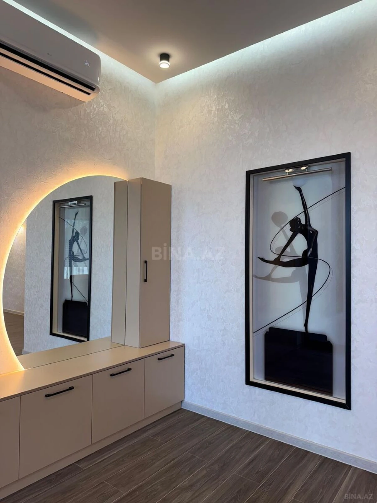 Kirayə verilir 2 otaqlı mənzil 65 m²