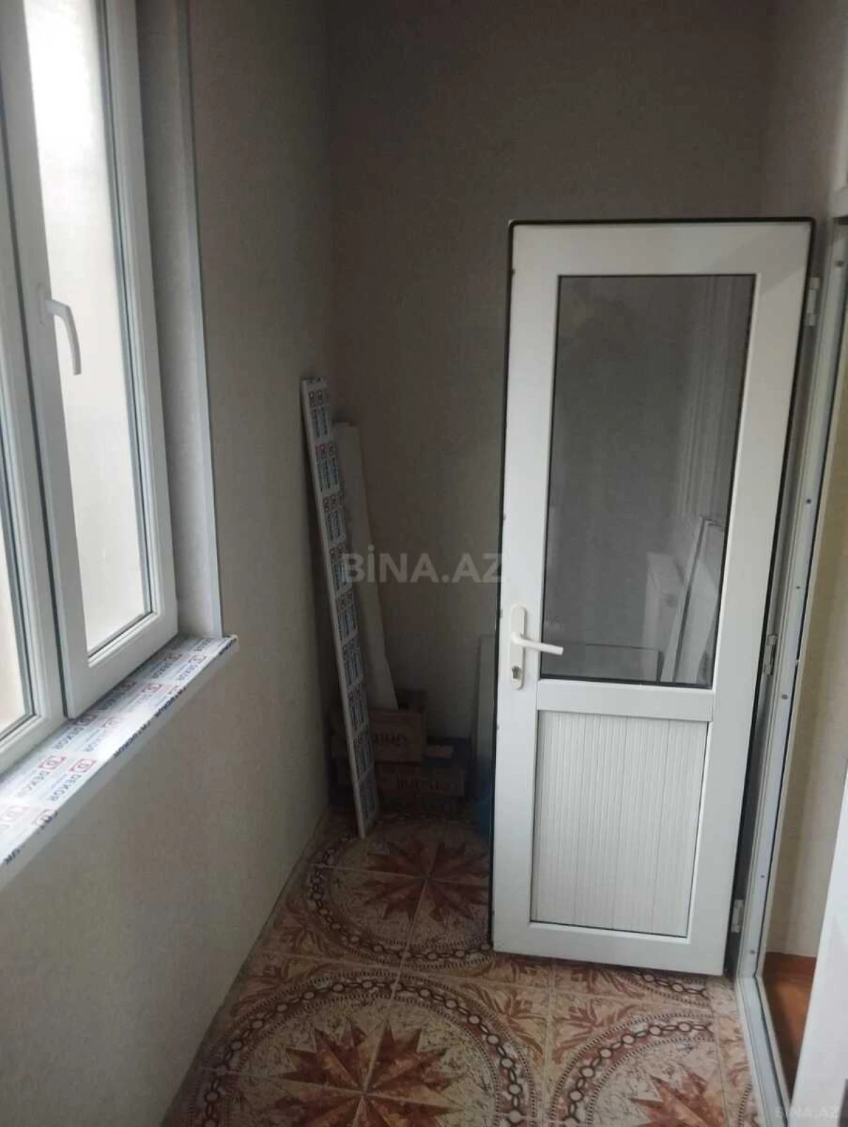 Kirayə verilir 3 otaqlı mənzil 46 m²